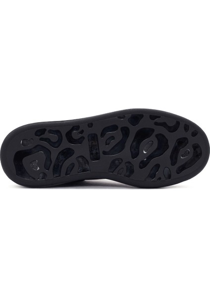 Erkek Siyah Bağcıklı Kalın Tabanlı Deri Sneaker 25SFD680018