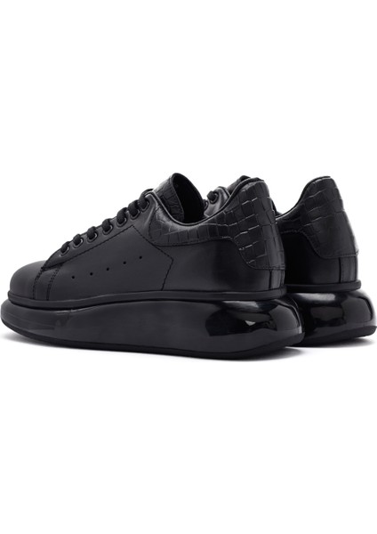 Erkek Siyah Bağcıklı Kalın Tabanlı Deri Sneaker 25SFD680018