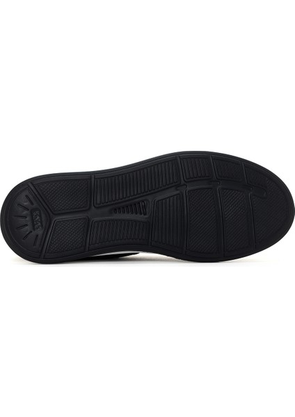 Erkek Siyah Bağcıklı Deri Sneaker 25SFD707018