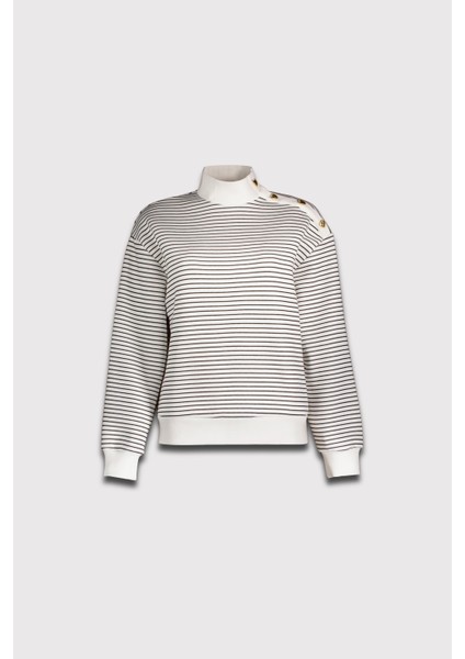 Omuzda Kalp Düğmeli Sweatshirt