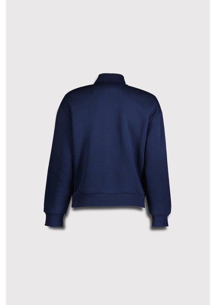 Omuzda Kalp Düğmeli Sweatshirt