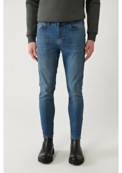 Erkek Mavi Eskitme Yıkamalı Esnek Jean Pantolon E003513 fiyatları