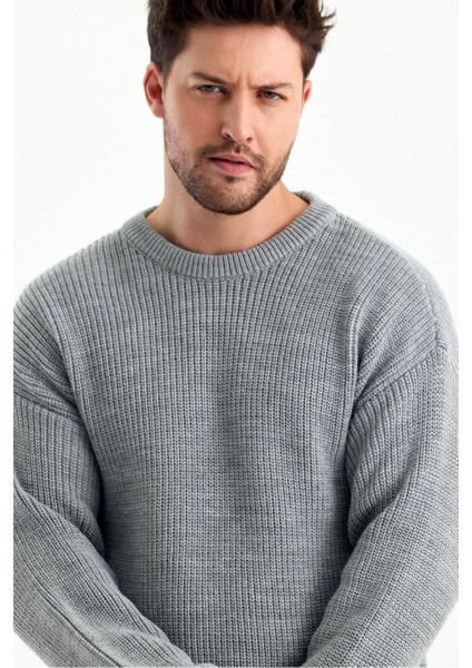Erkek Gri Bisiklet Yaka Örgülü Triko Kazak fırsatları