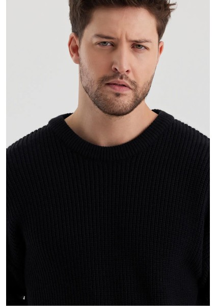 Erkek Siyah Bisiklet Yaka Örgülü Triko Kazak modelleri