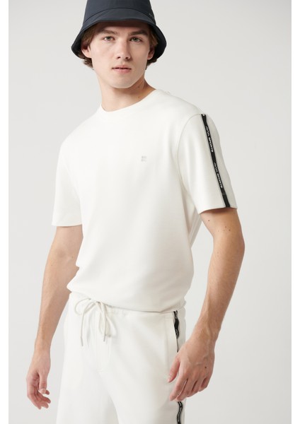 Erkek Beyaz Soft Touch Bisiklet Yaka Baskılı T-shirt A41y1327