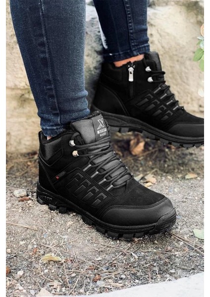 Unisex Siyah Içi Kürklü Kaymaz Taban Bot