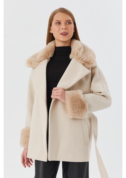 Kürklü Kaşe Kaban Tas fırsatları