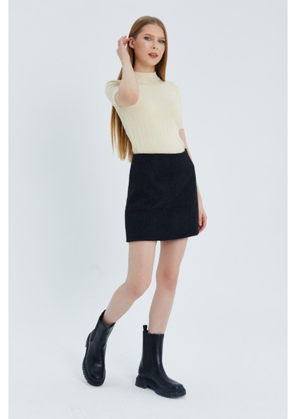 Kaşe Mini Etek Sıyah modelleri