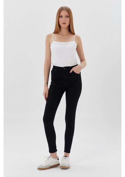 Slim Fit Jean Sıyah modelleri