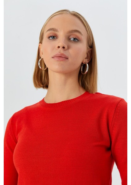 Bisiklet Yaka Triko Kazak Vişne fırsatları