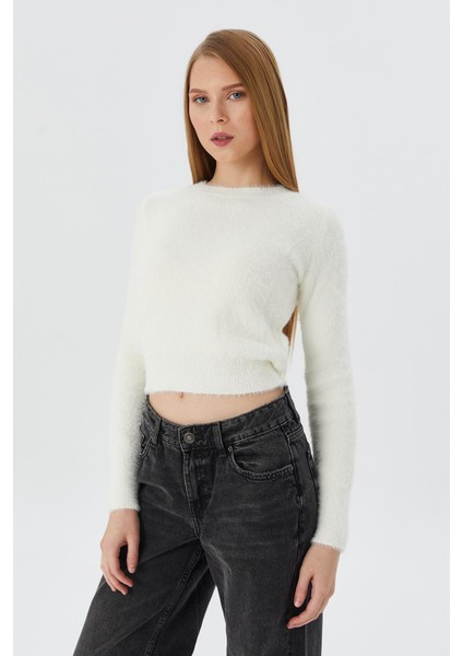Yumoş Crop Kazak Ekru modelleri
