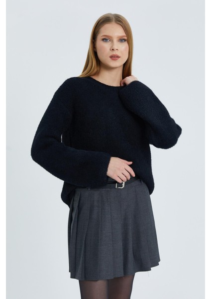 Premium Peluş Kazak Siyah fırsatları