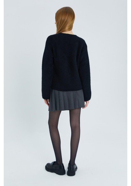 Premium Peluş Kazak Siyah indirimleri