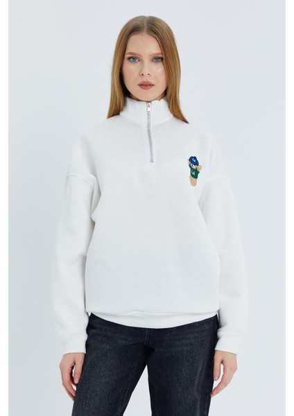 Yakası Fermuarlı Sweatshirt Ekru modelleri