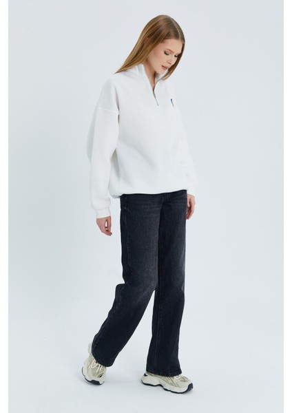 Yakası Fermuarlı Sweatshirt Ekru fırsatları