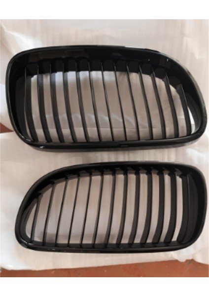 Bmw E92 Lci 2010-2013 Ön Panjur Piano Parlak Siyah Set 51712158984/85