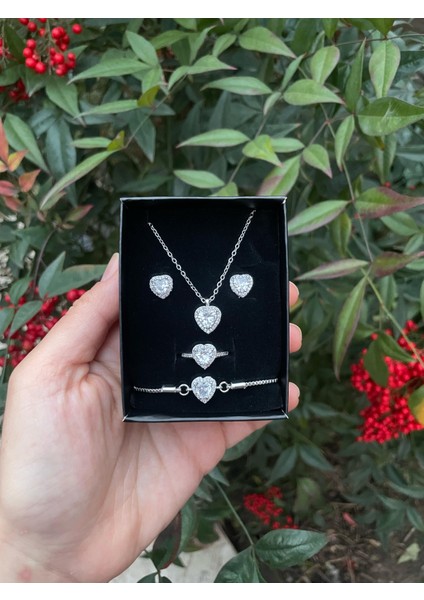 Love Glow Kalp Kolye Yüzük Bileklik Set – Sevgililer Günü Özel