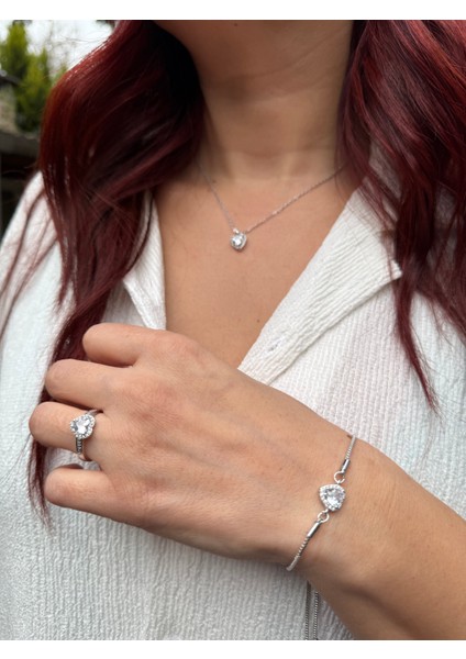 Love Glow Kalp Kolye Yüzük Bileklik Set – Sevgililer Günü Özel