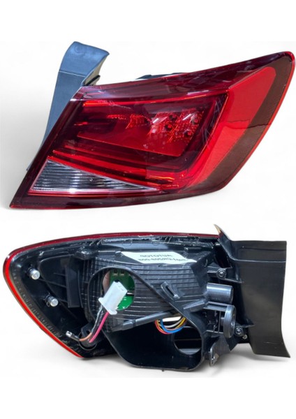 Seat Leon 2013-2017 Stop Lambası Ledli Dış Sag 5F0945208E/C