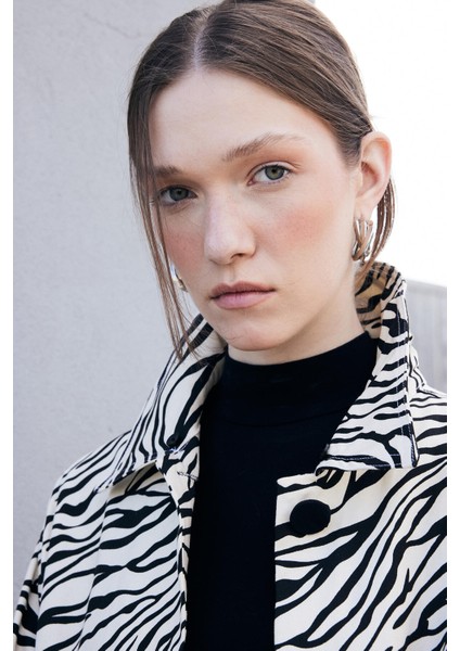 Zebra Desenli Gabardin Ceket
