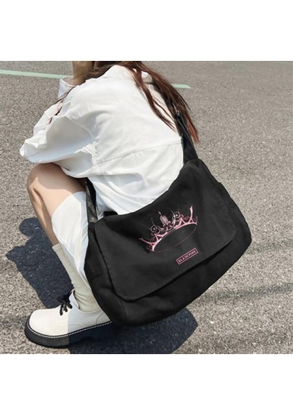 K-Pop Serisi Blackpink Album Cover Baskılı Unisex Siyah Postacı Çantası