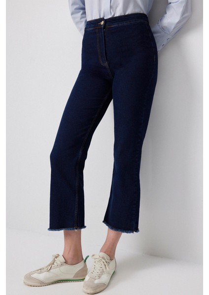 Paçası Püsküllü Denim Pantolon fırsatları