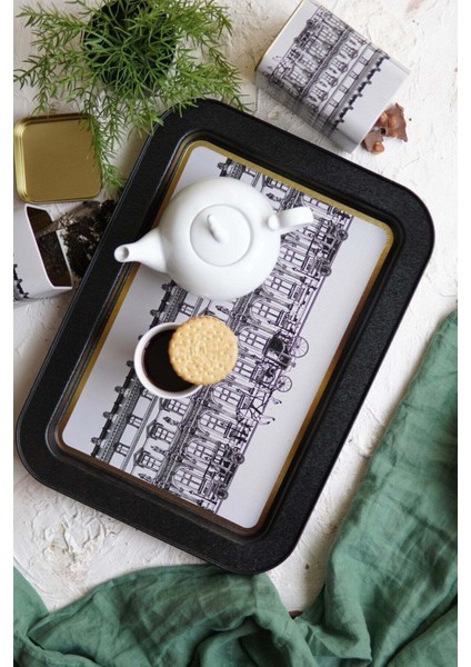 Urban Desenli Grande Metal Tepsi, 31 x 43 cm