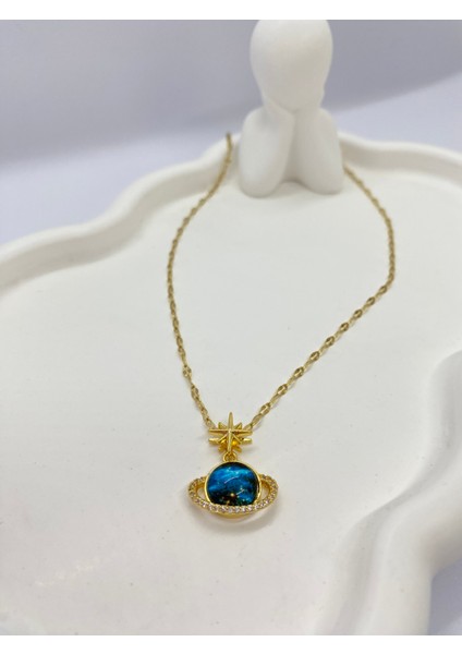 Lucky B&e Taşlı Dünya Model Çelik Kolye Gold