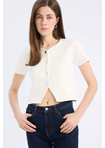 Regular Fit Bisiklet Yaka Düğmeli Kısa Kollu Triko Hırka E1000AX25SP modelleri