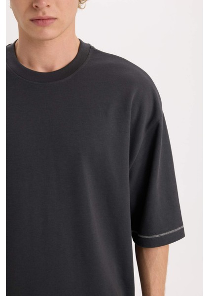 Loose Fit Bisiklet Yaka Kısa Kollu Ağır Kumaş Tişört C0147AX25SP indirimleri