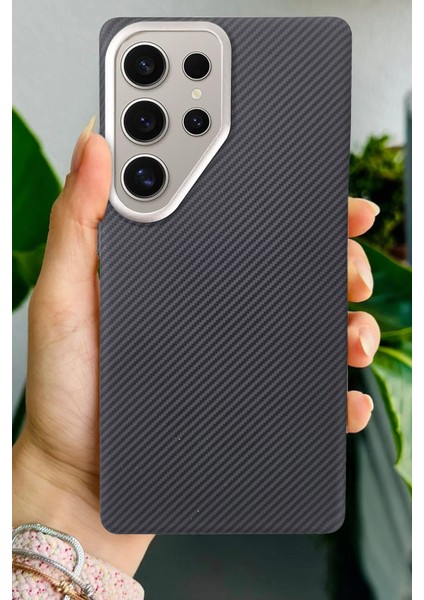 Samsung Galaxy S25 Ultra Uyumlu Kılıf Aramid Fiber Karbon Görünümlü Ultra 0,5mm Ince Desenli Kapak