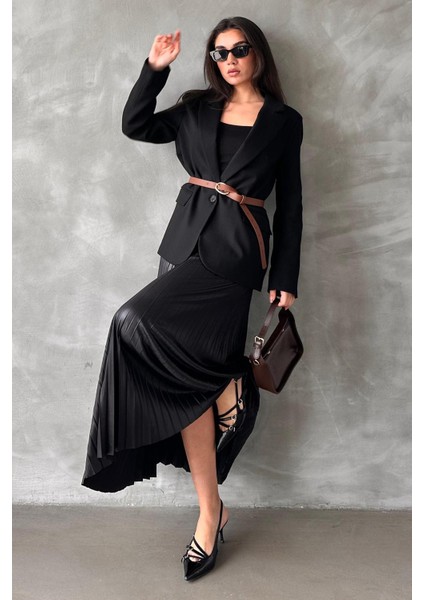 Siyah Pileli Kadın Etek MG2318 modelleri