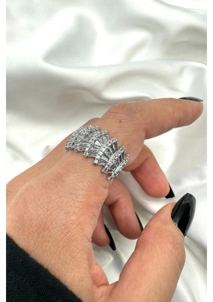 Yeni Sezon Trapez Taşlı Tasarım Model Ayarlanabilir Kadın Çelik Yüzük