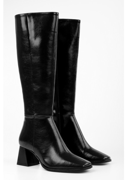 Kadın Stall Siyah Küt Burunlu Çizme