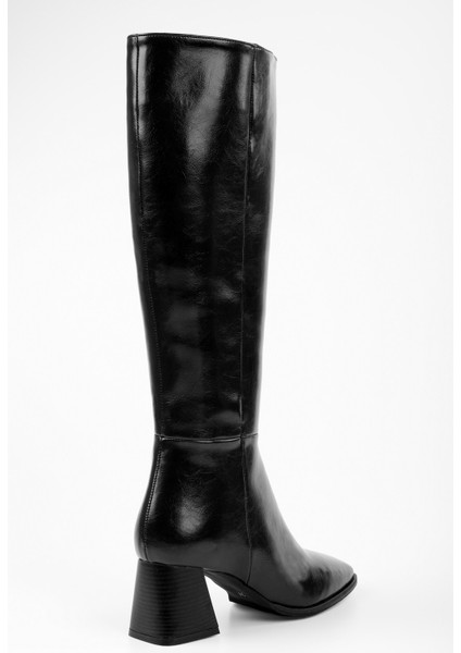 Kadın Stall Siyah Küt Burunlu Çizme modelleri