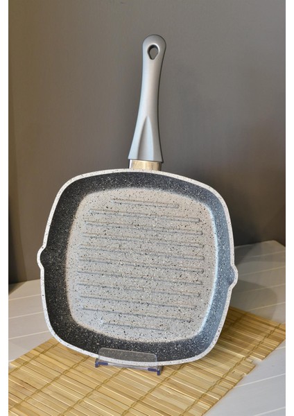 Oms 28 cm Granit Grill Tava modelleri