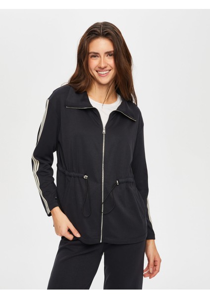 Zigzag Şerit Detaylı Beli Tünelli Modallı Eşofman Üst 007 fırsatları