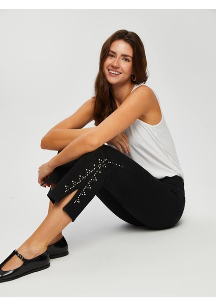 Yanları Trok Detaylı Yırtmaçlı Flare Paça Jean Pantolon 013 indirimleri