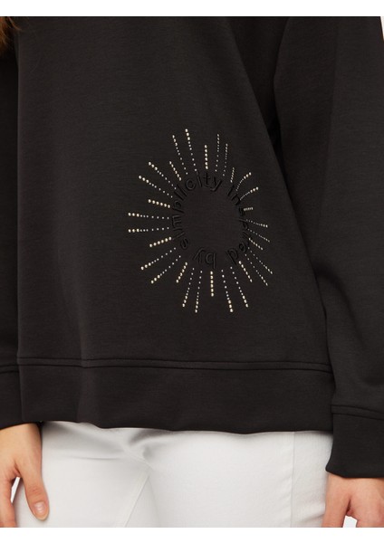 Taş ve Slogan Nakışlı Yuvarlak Yaka Sweatshırt 002 indirimleri