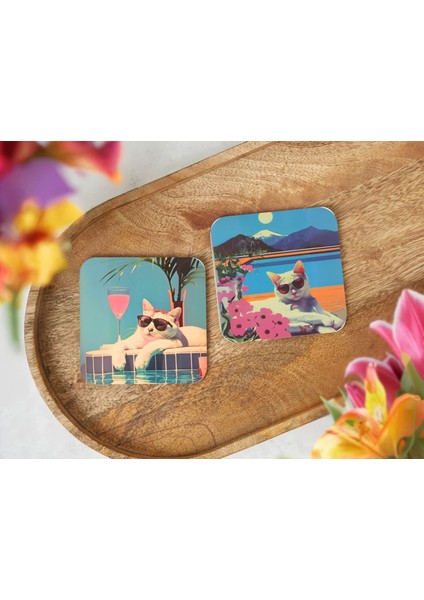 Retro Tarzda Kedi Desenli Ahşap Bardak Altlıkları - 4’lü Set, Eğlenceli ve Şık Tasarım