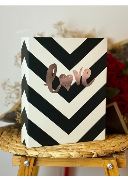 Fotoğraf Albümü 10 x 15 cm 200 Fotoğraf Kapasiteli Üçgen Love Desenli Renkli Anı Albümü