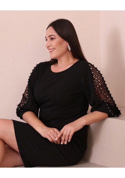 Büyük Beden Yuvarlak Yaka Kol Detaylı Midi Boy Abiye Elbise