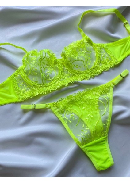 Çiçek Desenli Dantelli Tül Bralet Sütyen Kilot Tanga Takım / Iç Çamaşırı Takımı