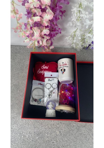 Sevgililer Gününe Özel Hediye Kutusu fiyatları