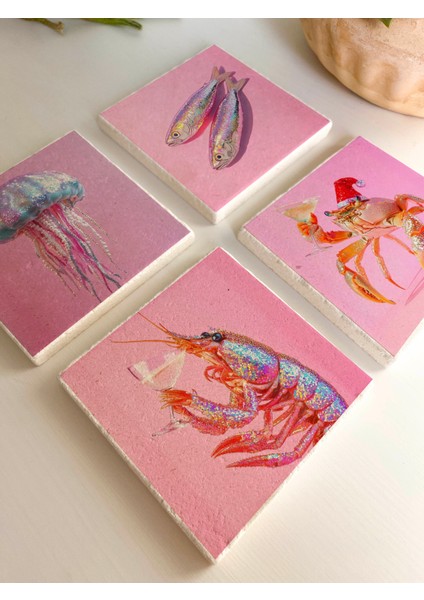 Retro Pembe Deniz Canlıları Tasarımlı Taş Bardak Altlıkları - 4’lü Set modelleri