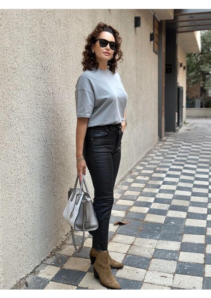 Paçası Kesik Mum Kaplama Jean