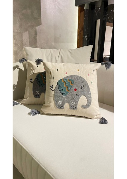 Çocuk Odası Serisi Punch Panç Desen Nakışlı Kırlent Kılıfı 1 Adet 43 x 43 cm