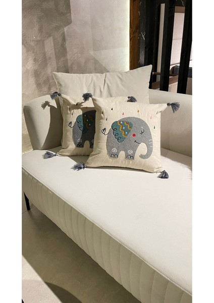 Çocuk Odası Serisi Punch Panç Desen Nakışlı Kırlent Kılıfı 1 Adet 43 x 43 cm