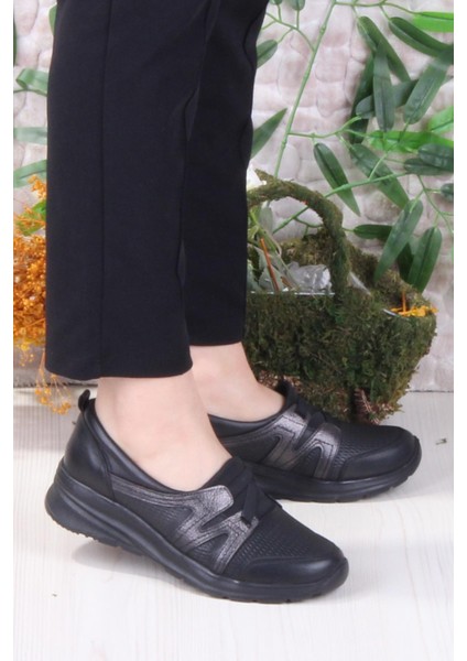 42048 Hafif Rahat Esnek Kadın Ayakkabı
