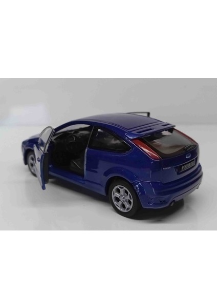 1:32 Ford Focus Rs//12 cm Çek-Bırak